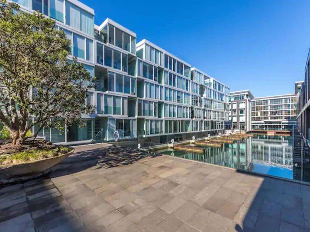 Appartamento Wynyard Viaduct Habour 2 Brm 2 Bath And Carpark Auckland Esterno foto